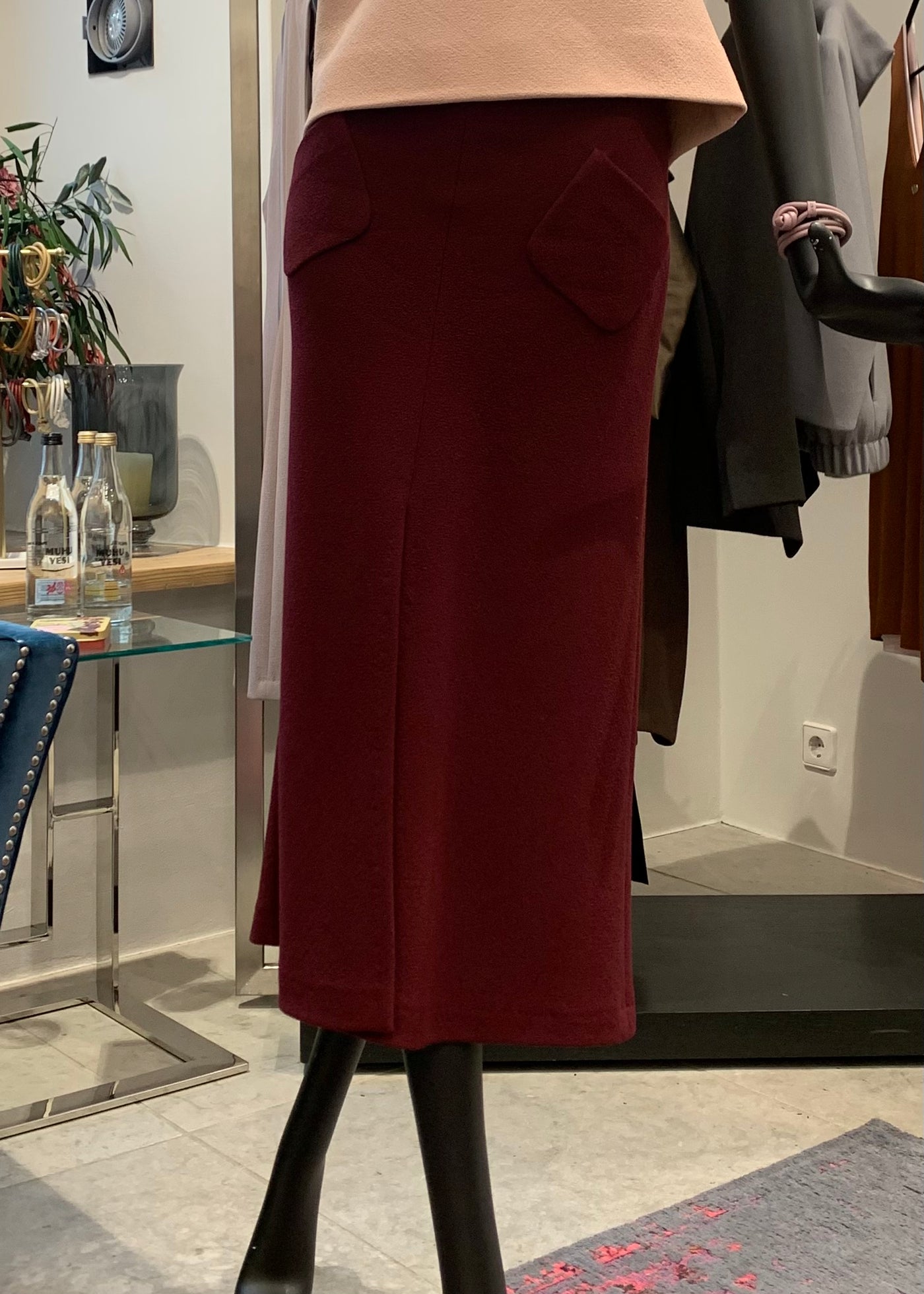 Rectangle Skirt with Slit in Wool crepe